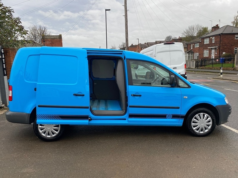 Used Volkswagen Caddy Maxi 2010 for sale - 76707324: Photo 9