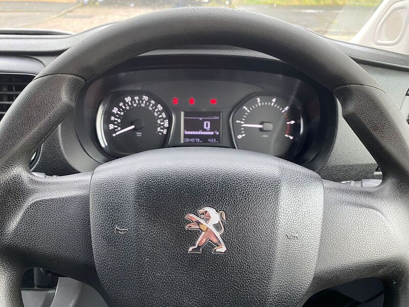 Used Peugeot Expert 2019 for sale - 77490658: Photo 18