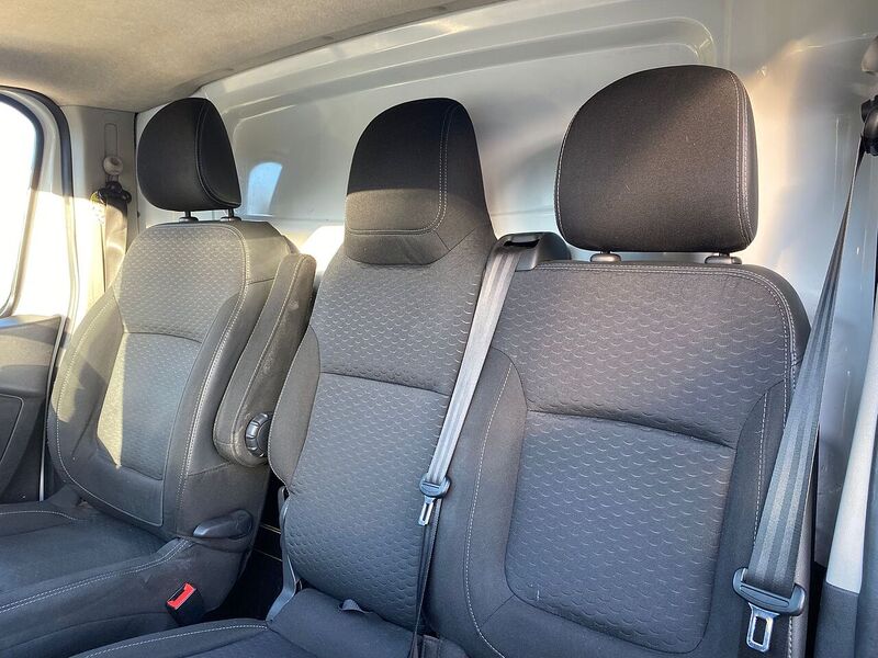 Used Vauxhall Vivaro 2018 for sale - 77107291: Photo 15