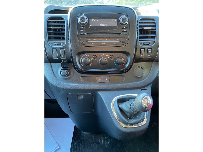 Used Vauxhall Vivaro 2018 for sale - 77107291: Photo 17