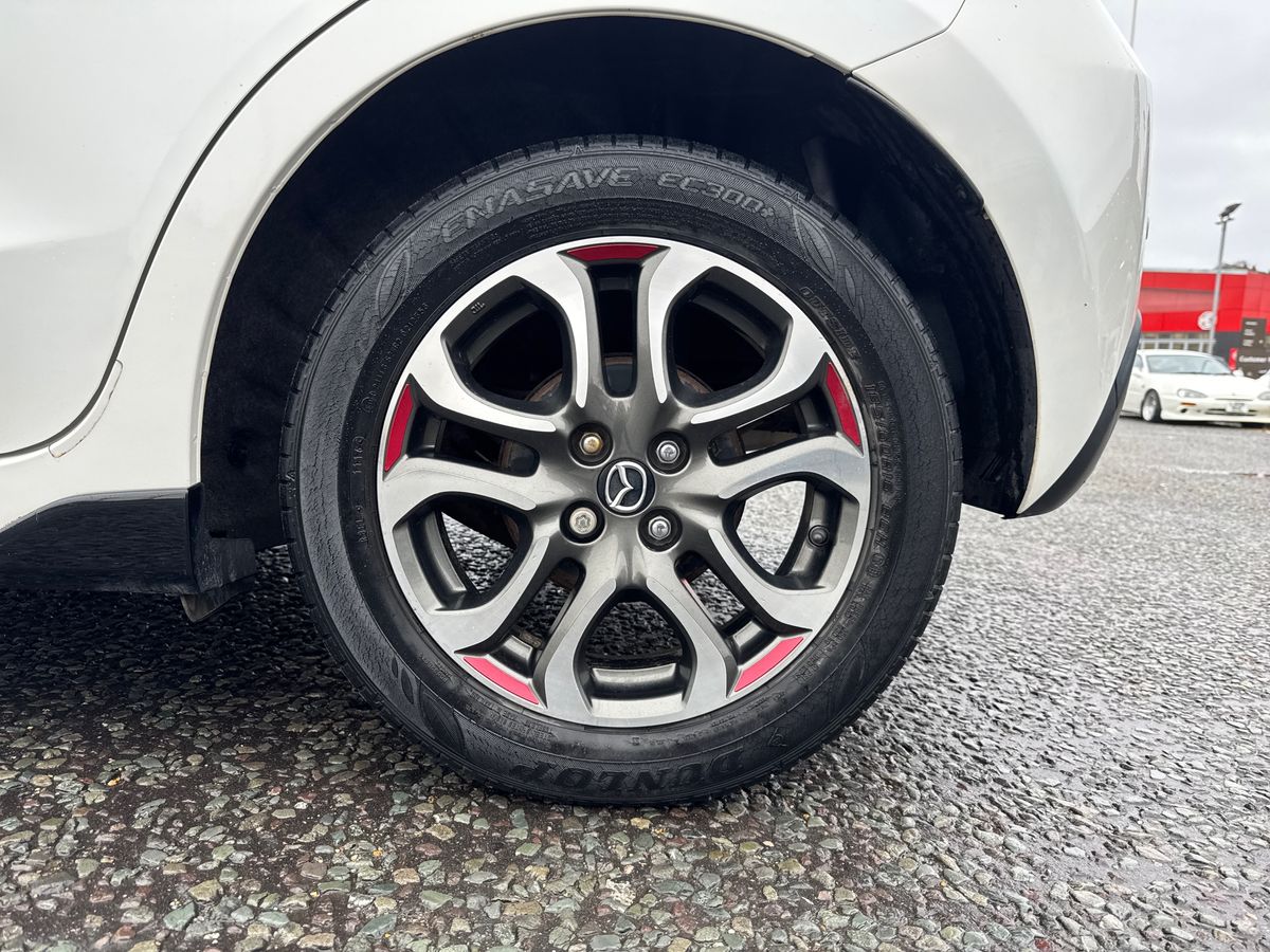 Used Mazda Mazda2 2016 for sale - 77855719: Photo 9