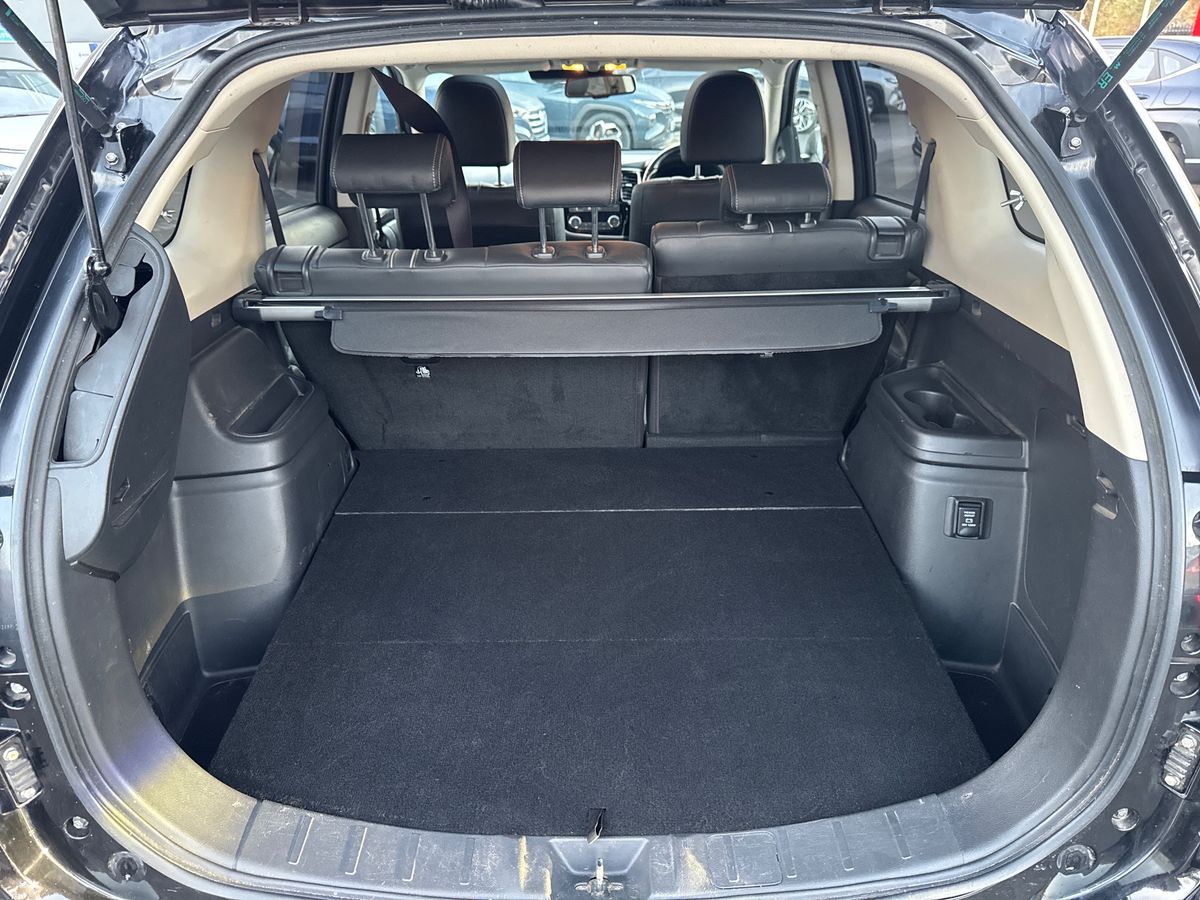 Used Mitsubishi Outlander 2017 for sale - 77010220: Photo 12