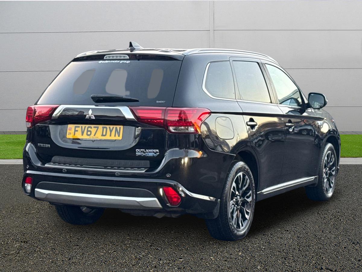 Used Mitsubishi Outlander 2017 for sale - 77010220: Photo 7