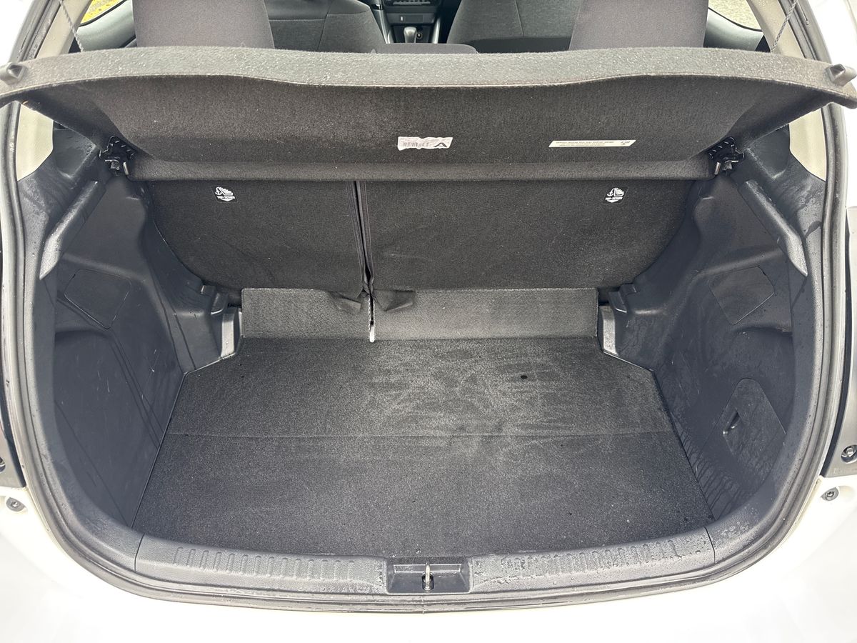 Used Toyota Yaris 2023 for sale - 77786103: Photo 12