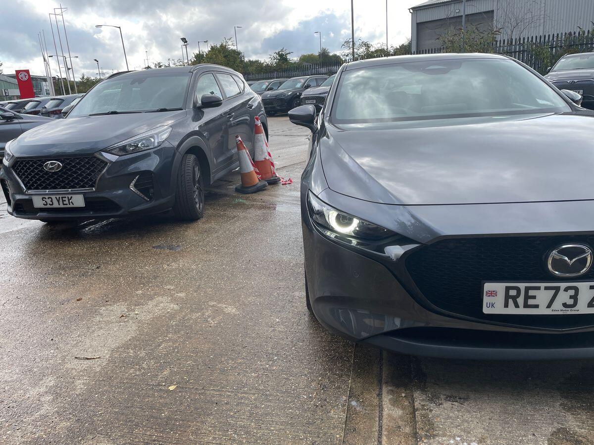 Used Mazda Mazda3 for sale - 76727850: Photo 21