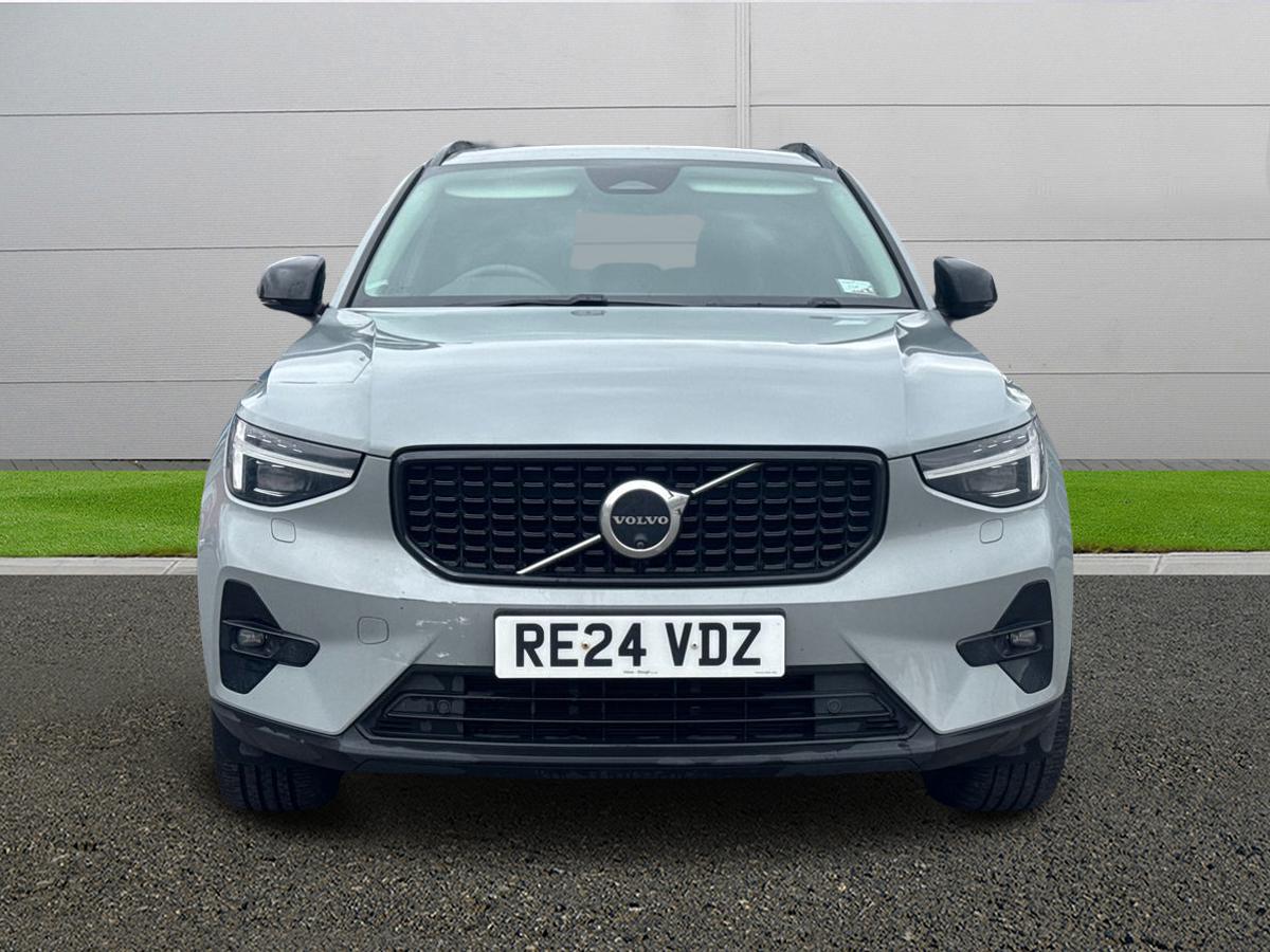 Used Volvo XC40 2024 for sale - 78049825: Photo 2