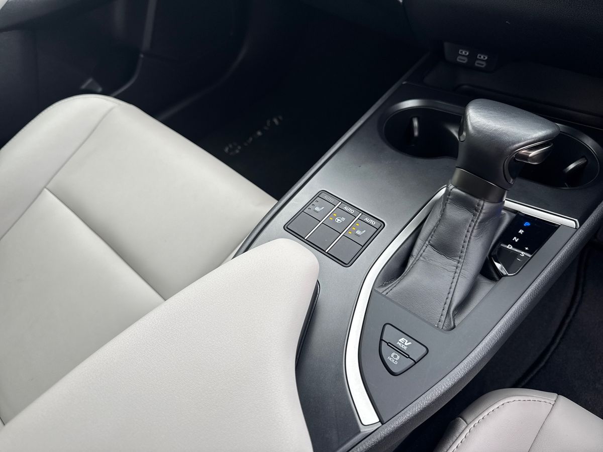 Used Lexus UX 2023 for sale - 77333117: Photo 19