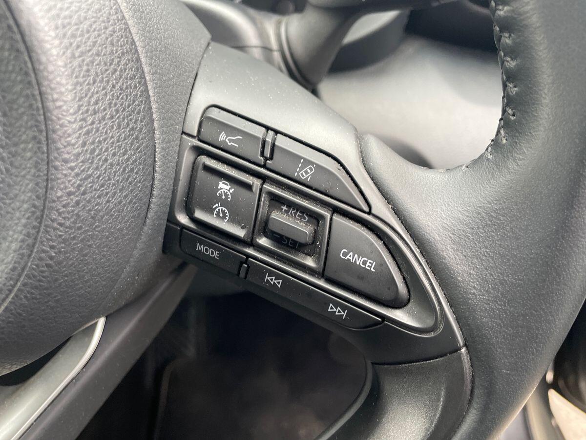 Used Mazda Mazda2 HYBRID for sale - 76727929: Photo 17