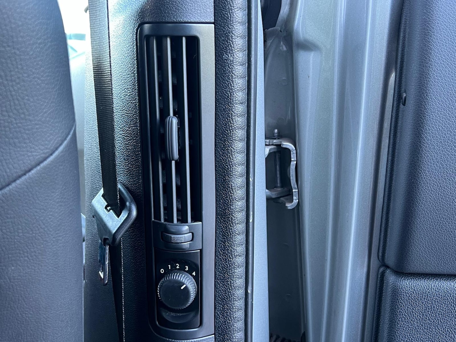 Used Peugeot 5008 2017 for sale - 77057683: Photo 43