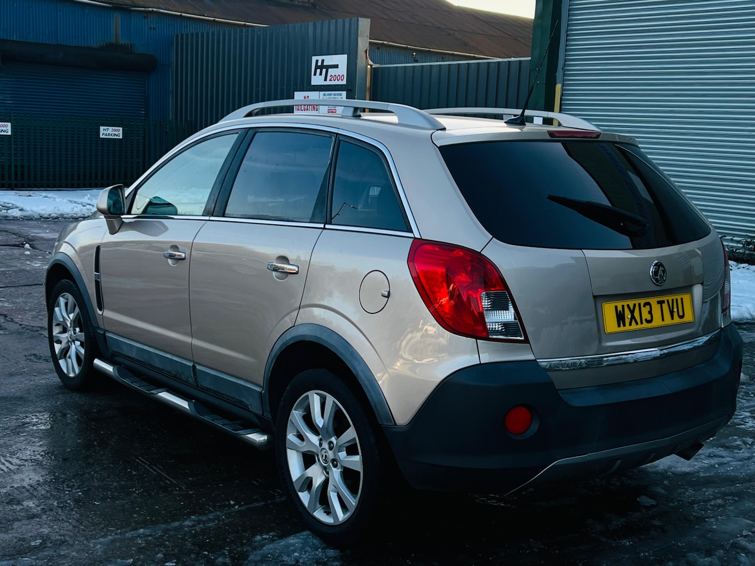 Used Vauxhall Antara 2013 for sale - 77157368: Photo 2