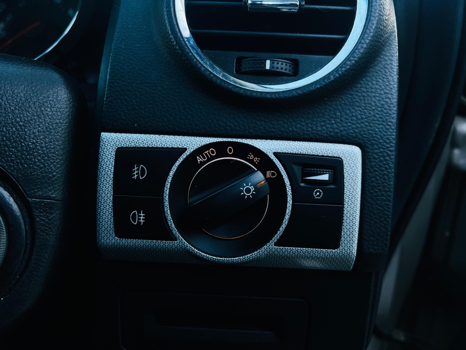 Used Vauxhall Antara 2013 for sale - 77157368: Photo 22