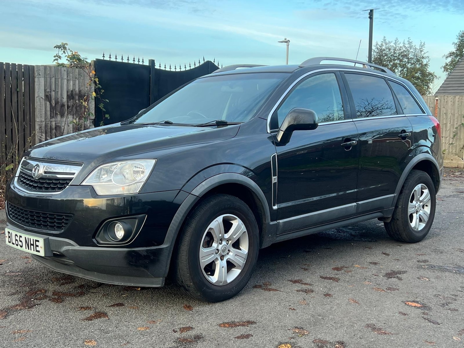 Used Vauxhall Antara 2015 for sale - 76528673: Photo 2