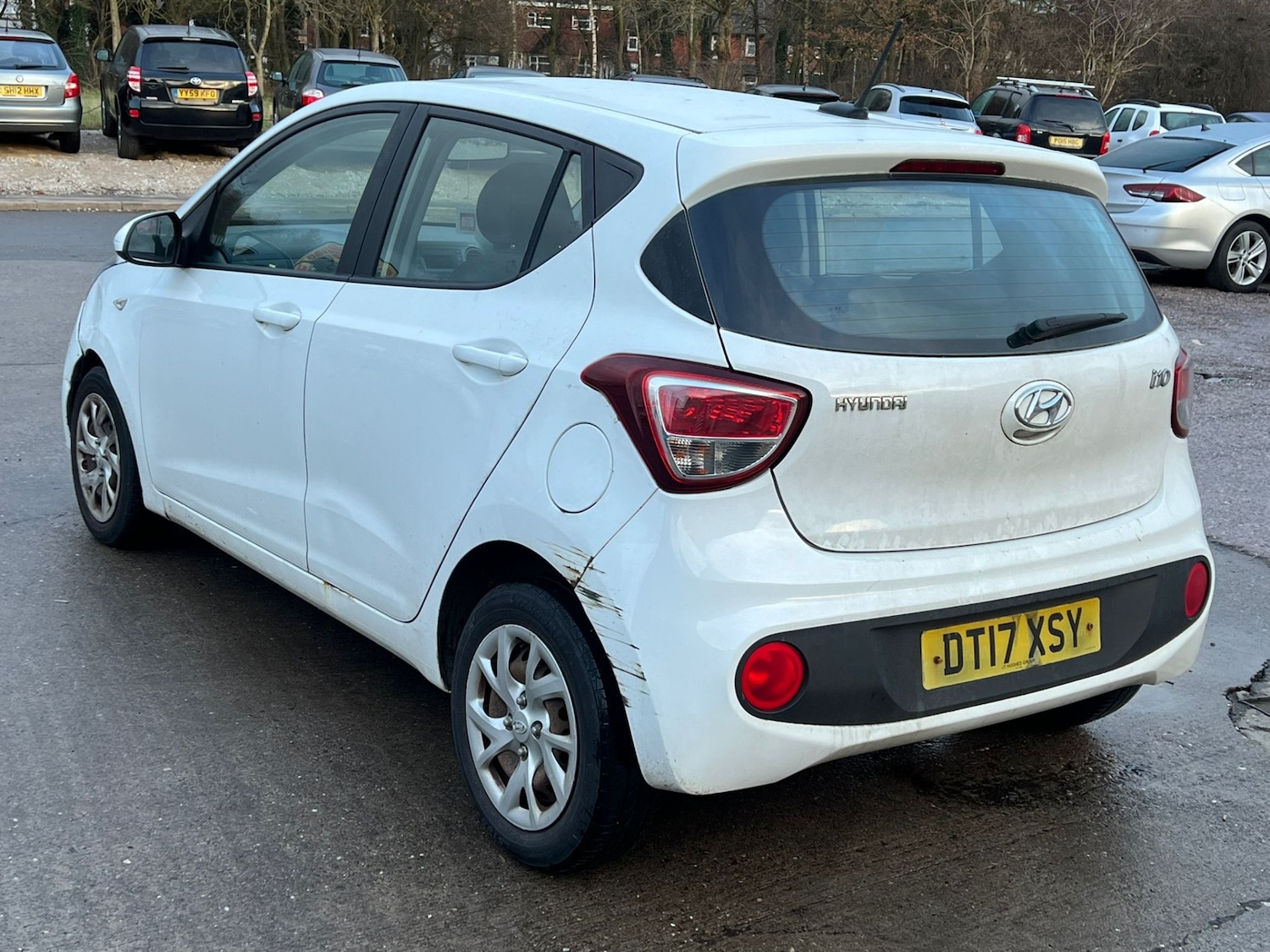 Used Hyundai i10 2017 for sale - 77017215: Photo 9