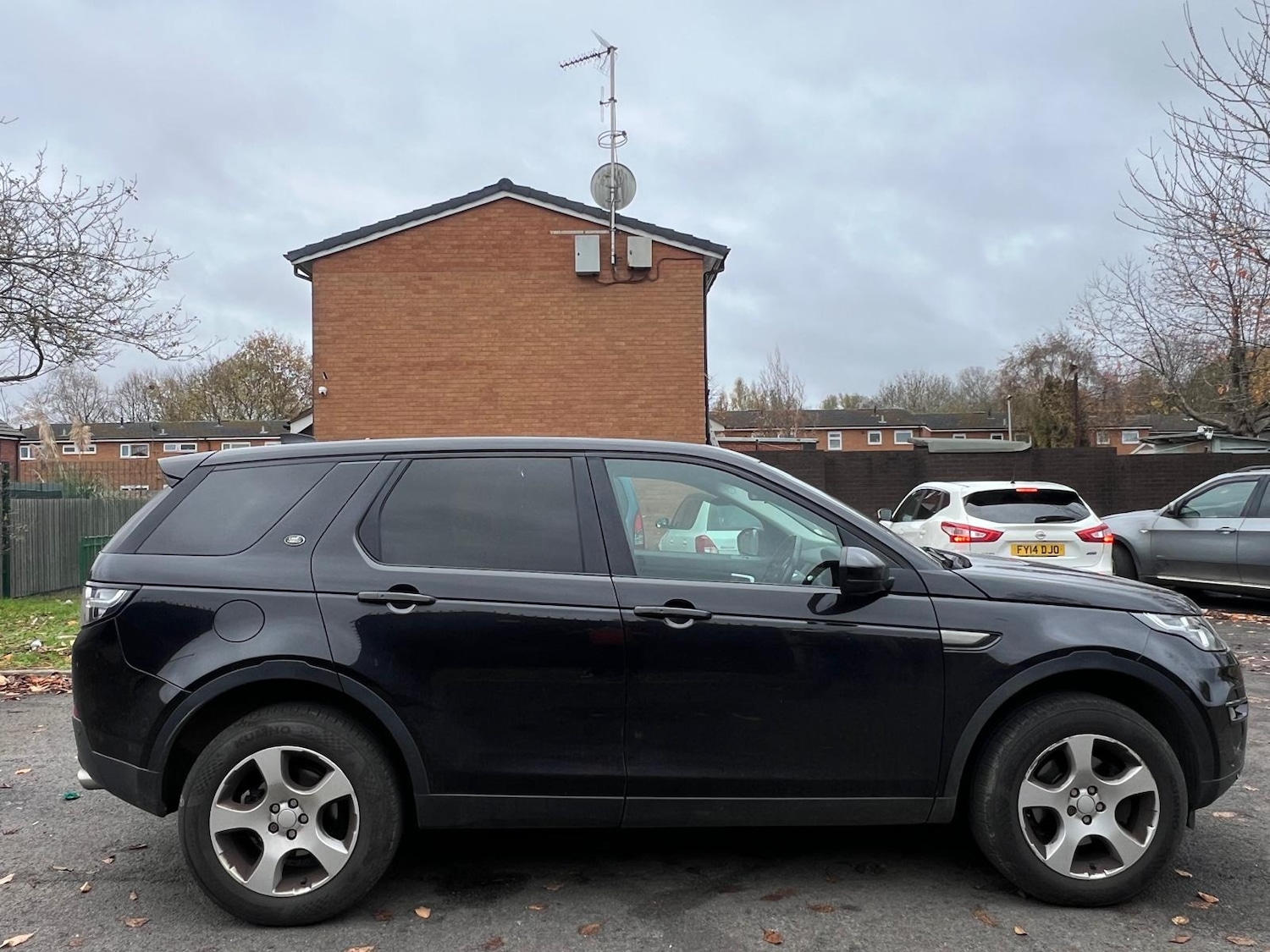 Used Land Rover Discovery Sport 2017 for sale - 76458181: Photo 16