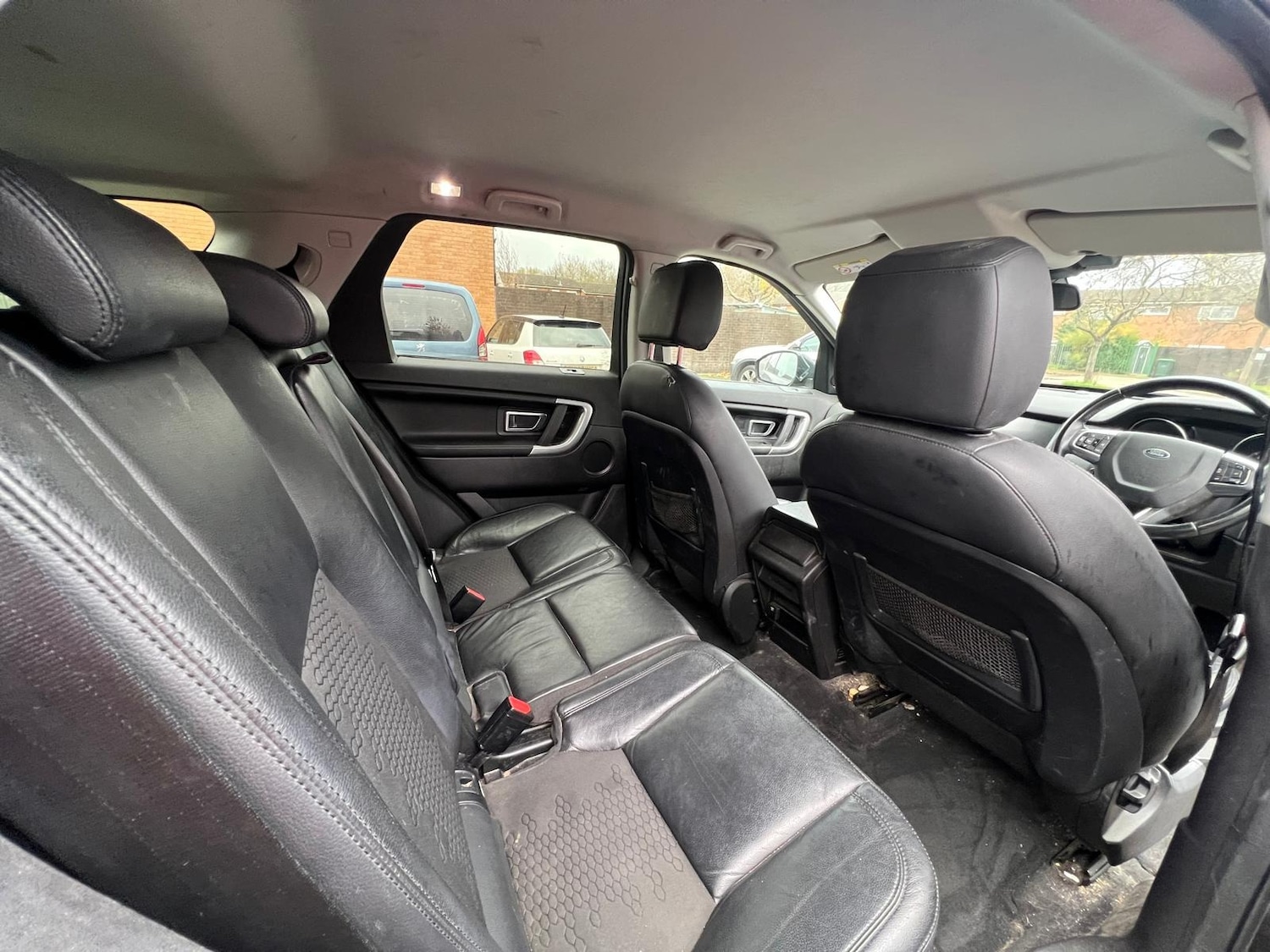 Used Land Rover Discovery Sport 2017 for sale - 76458181: Photo 25