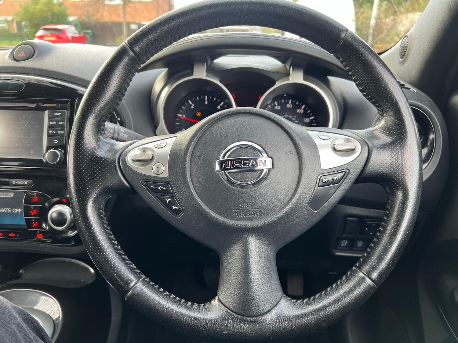 Used Nissan Juke 2016 for sale - 76389429: Photo 32