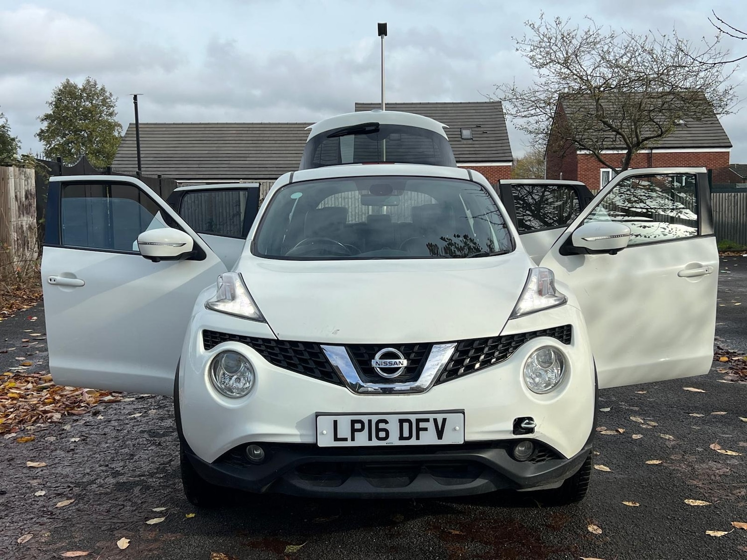 Used Nissan Juke 2016 for sale - 76389429: Photo 4