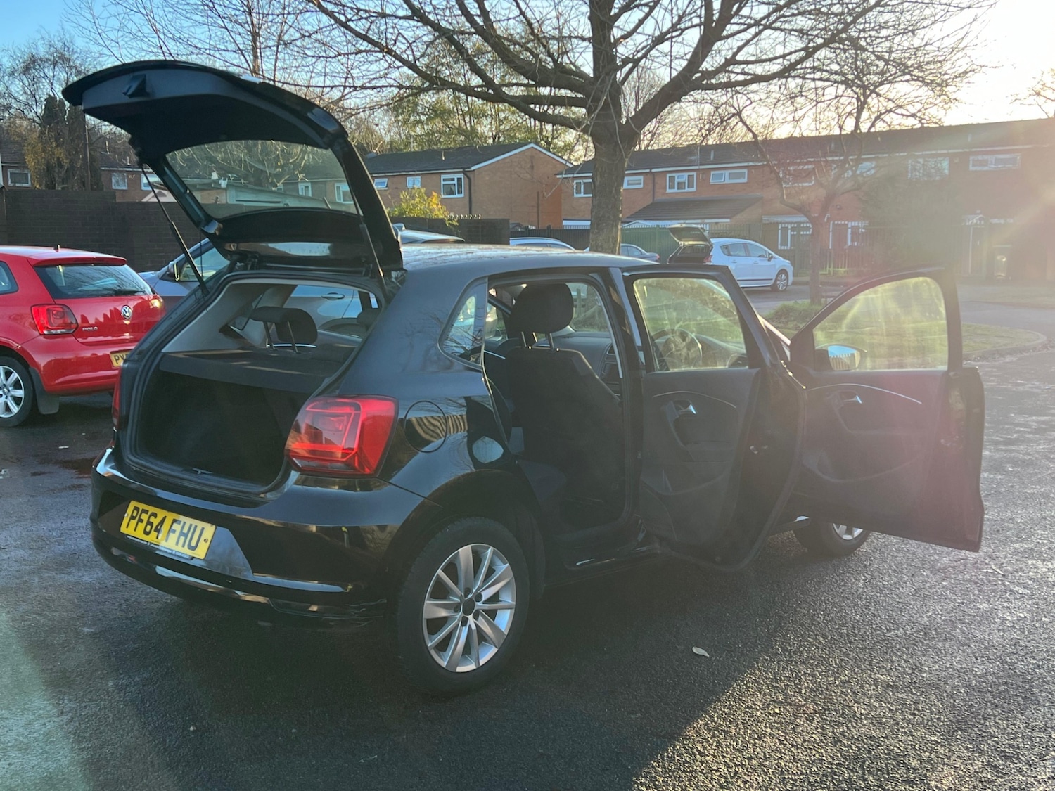 Used Volkswagen Polo 2014 for sale - 76715655: Photo 1