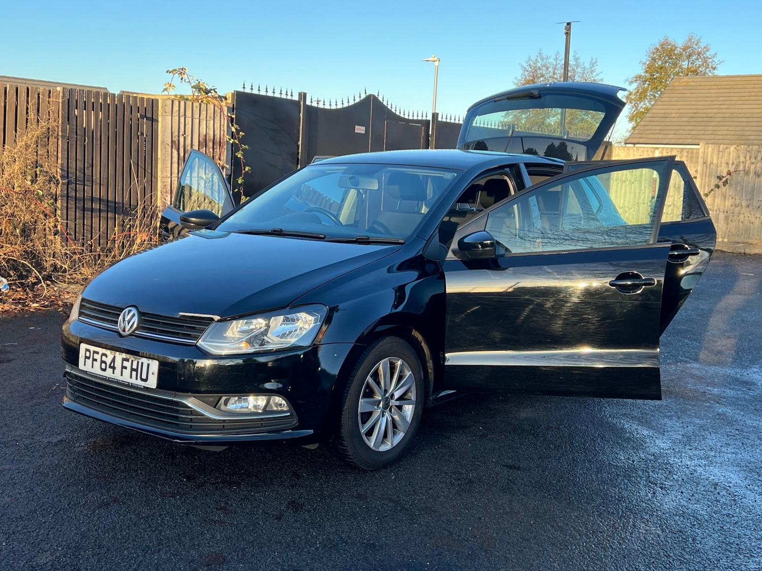 Used Volkswagen Polo 2014 for sale - 76715655: Photo 10