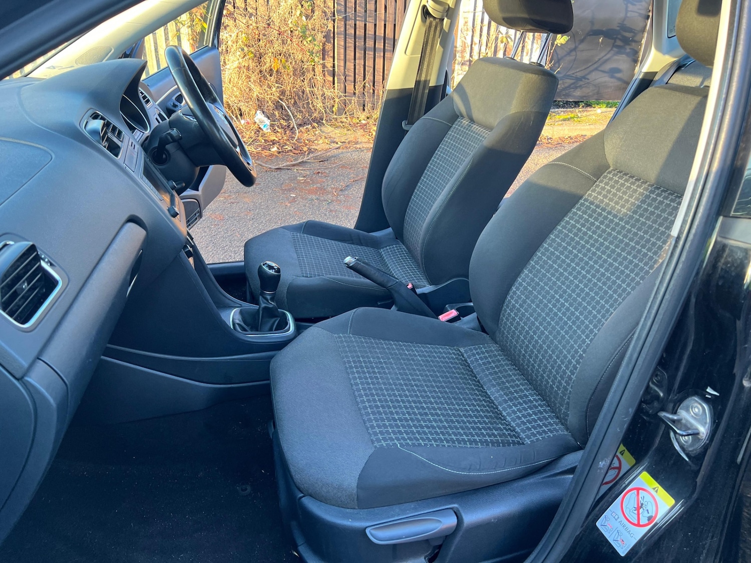 Used Volkswagen Polo 2014 for sale - 76715655: Photo 15