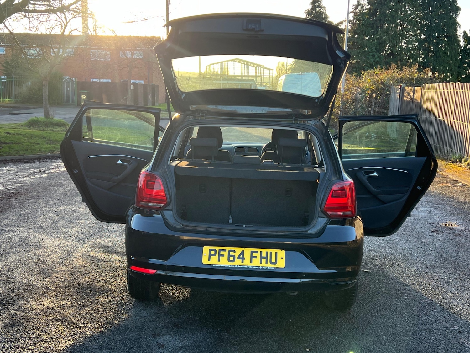 Used Volkswagen Polo 2014 for sale - 76715655: Photo 3