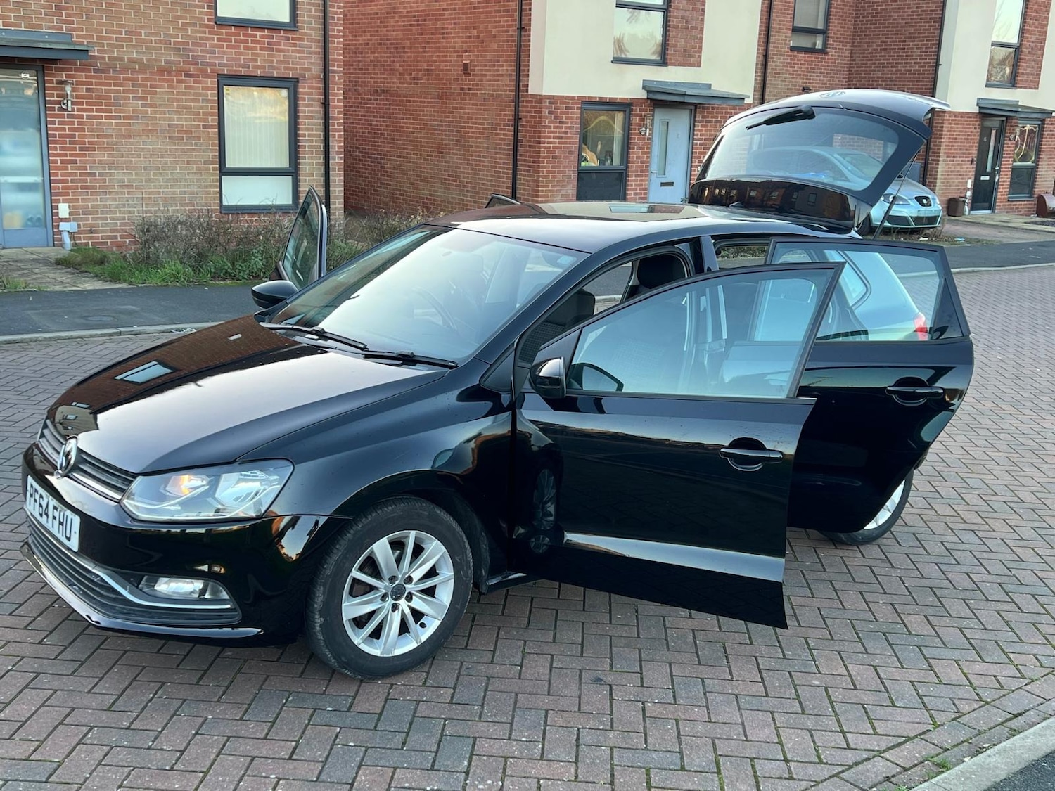 Used Volkswagen Polo 2014 for sale - 76715655: Photo 48