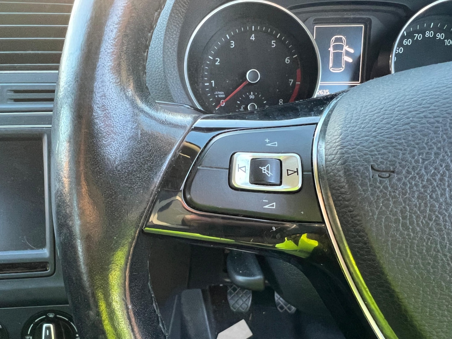 Used Volkswagen Polo 2014 for sale - 76715655: Photo 7