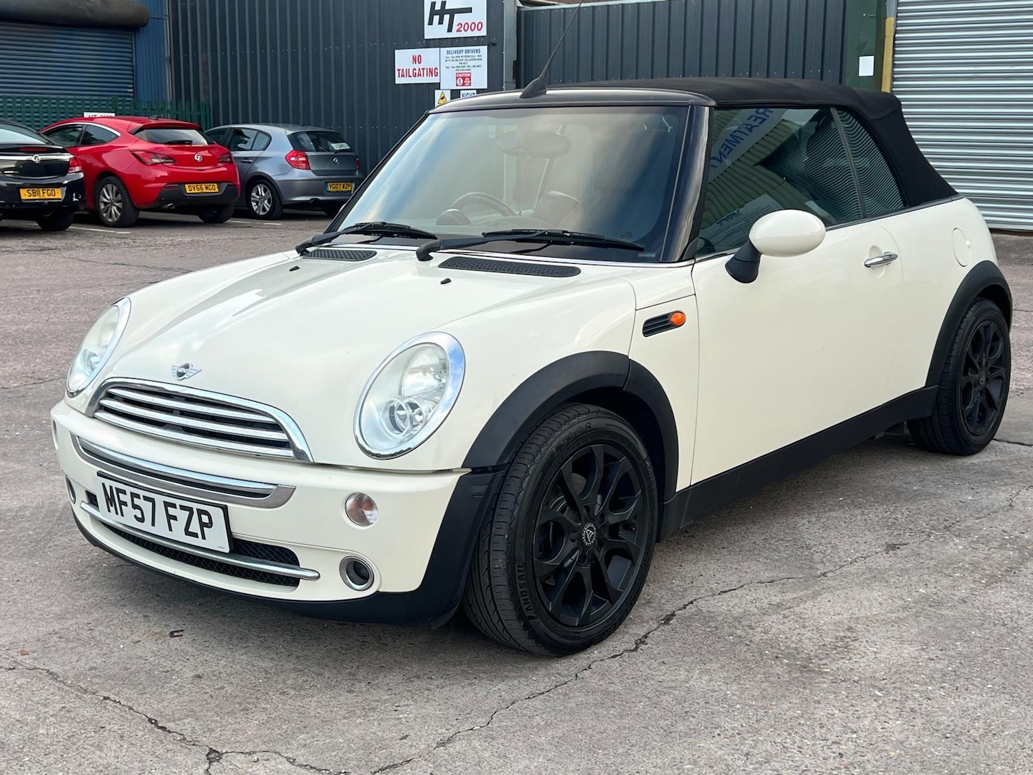 Used MINI Convertible 2007 for sale - 76168073: Photo 14