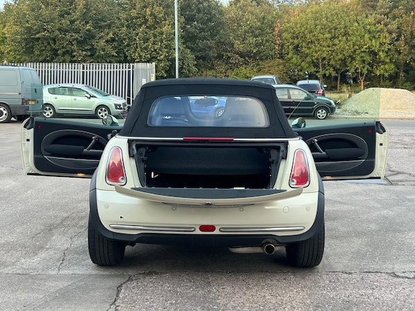 Used MINI Convertible 2007 for sale - 76168073: Photo 22