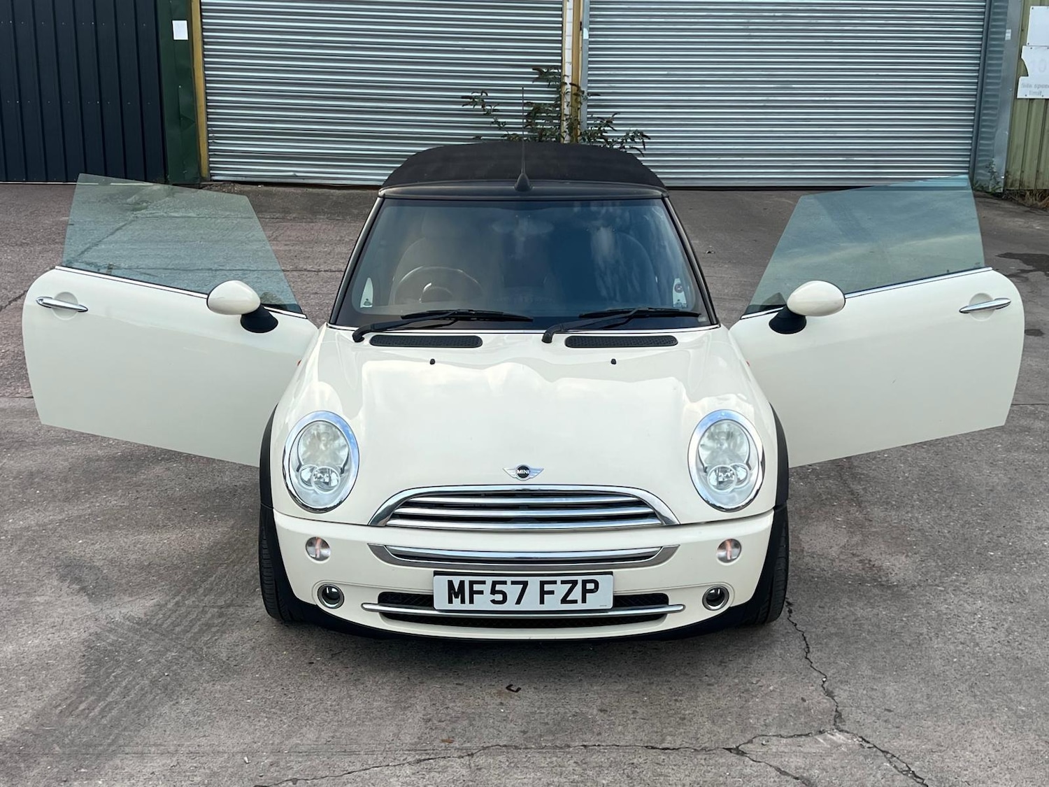 Used MINI Convertible 2007 for sale - 76168073: Photo 25