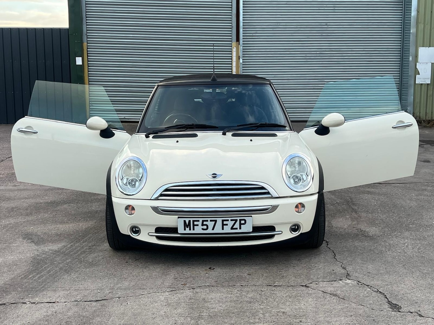 Used MINI Convertible 2007 for sale - 76168073: Photo 31
