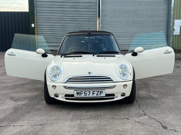 Used MINI Convertible 2007 for sale - 76168073: Photo 31