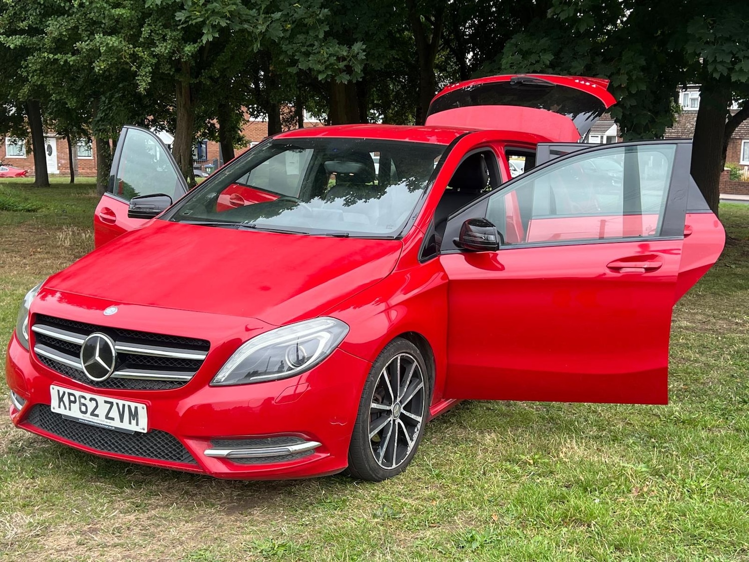 Used Mercedes-Benz B Class 2013 for sale - 76716845: Photo 19