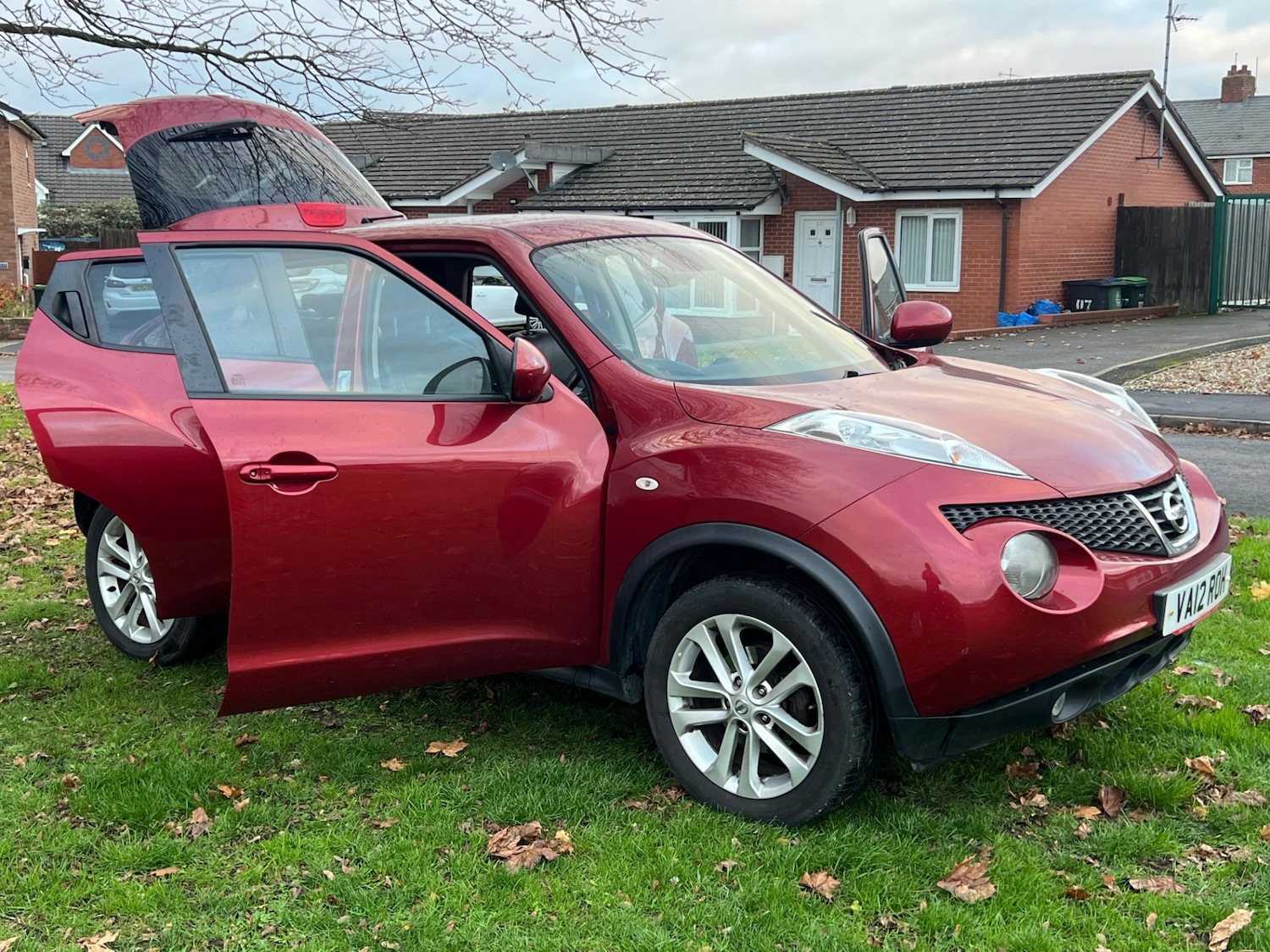 Used Nissan Juke 2012 for sale - 76744006: Photo 24