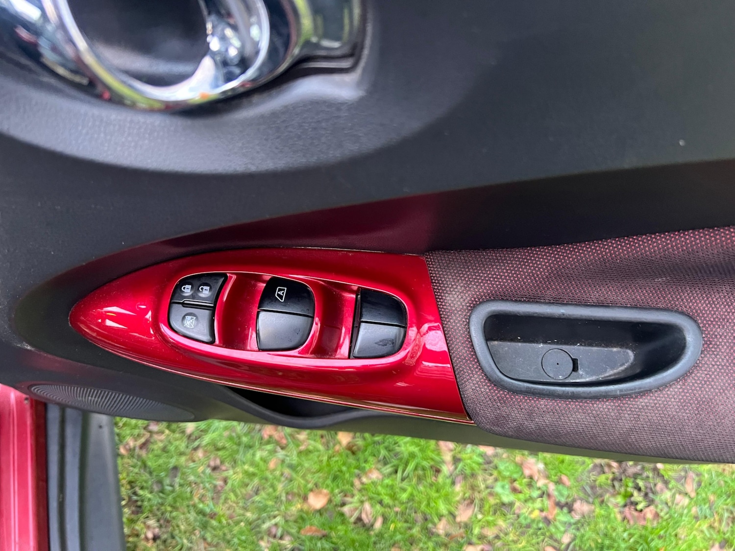 Used Nissan Juke 2012 for sale - 76744006: Photo 37