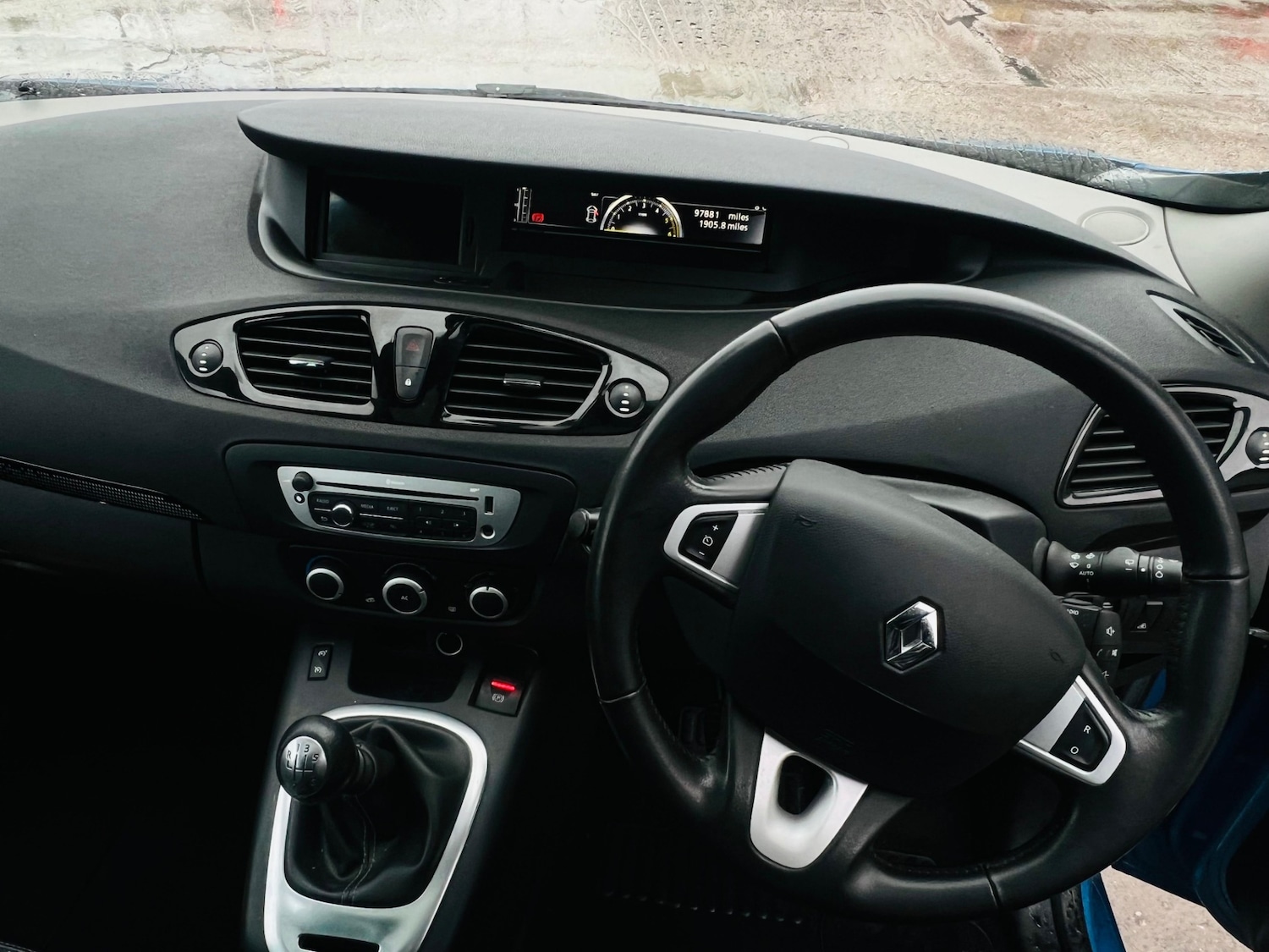 Used Renault Grand Scenic 2012 for sale - 77157465: Photo 22