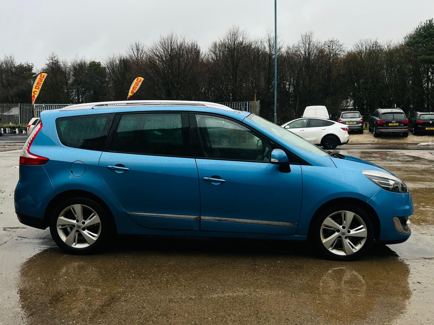 Used Renault Grand Scenic 2012 for sale - 77157465: Photo 3