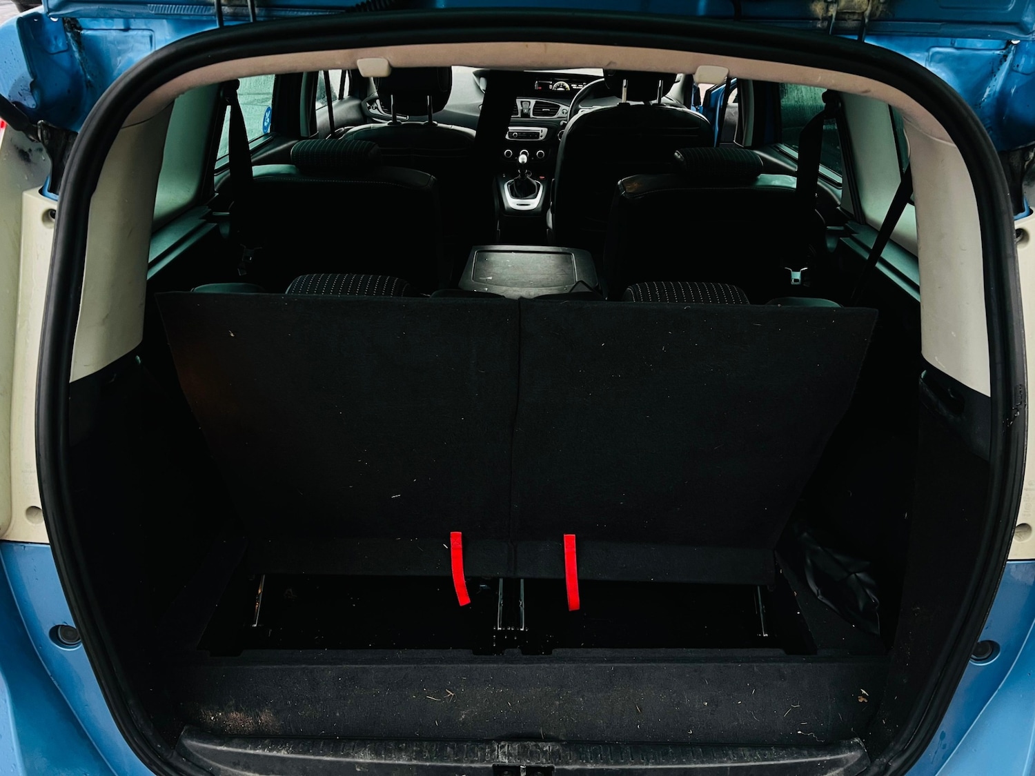 Used Renault Grand Scenic 2012 for sale - 77157465: Photo 8