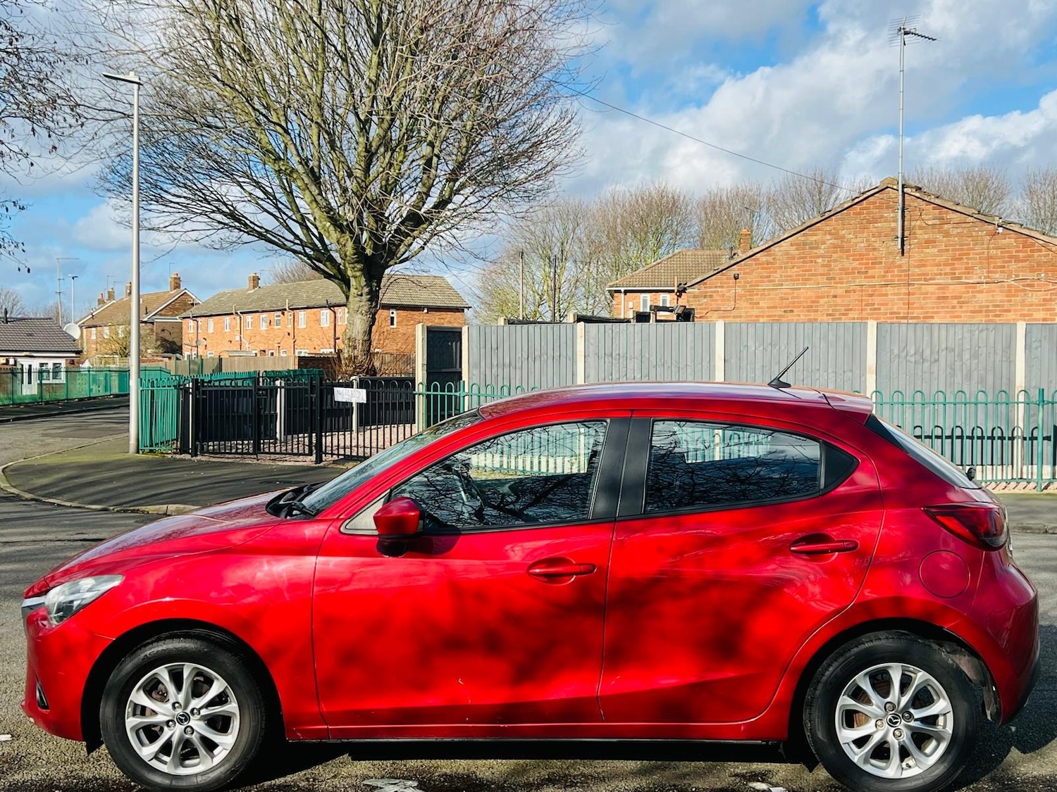 Used Mazda Mazda2 2016 for sale - 77613789: Photo 11