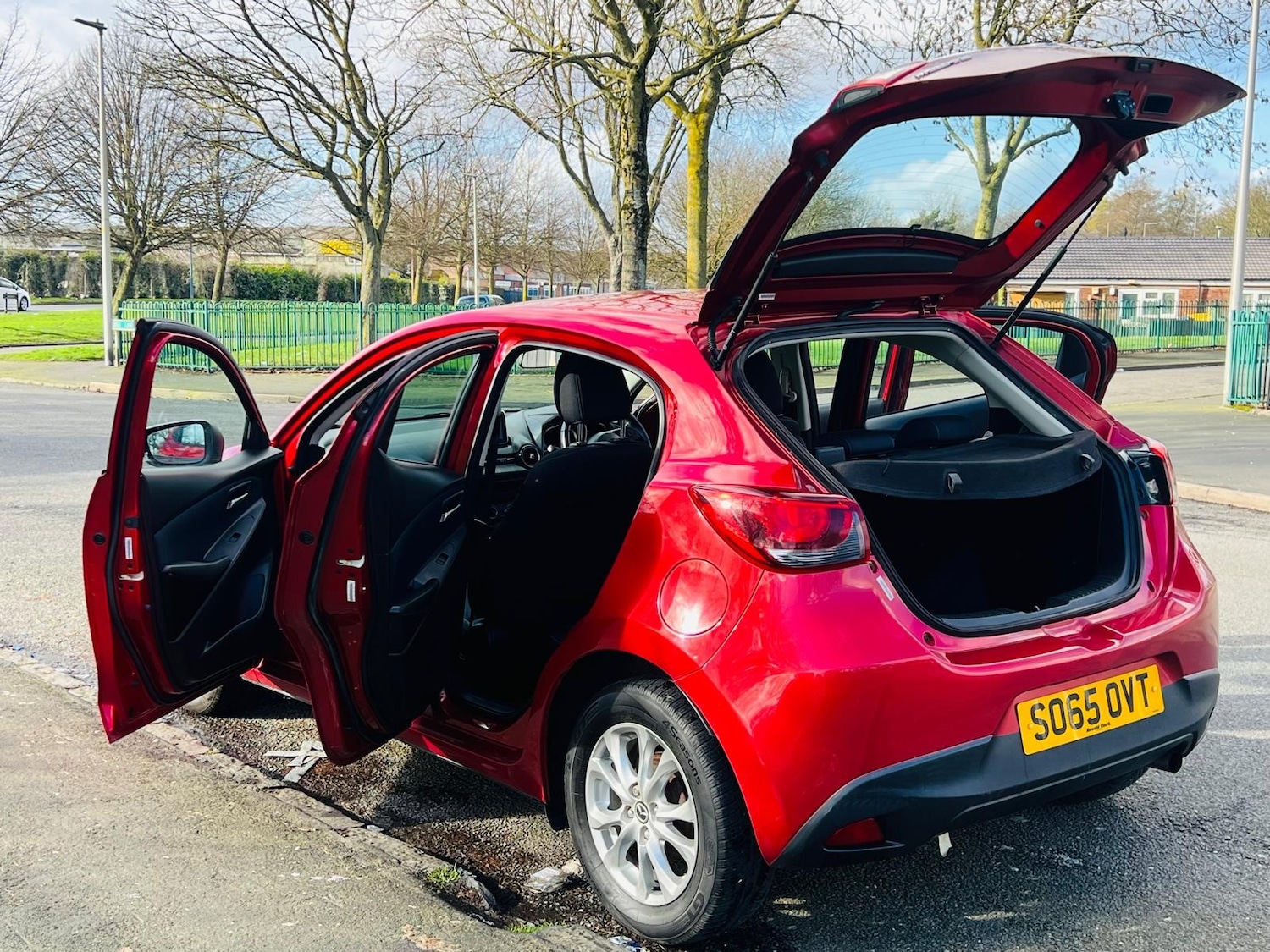 Used Mazda Mazda2 2016 for sale - 77613789: Photo 20