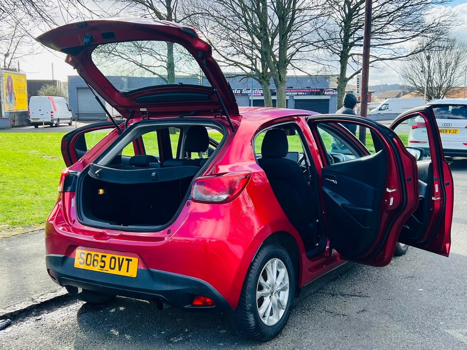 Used Mazda Mazda2 2016 for sale - 77613789: Photo 24