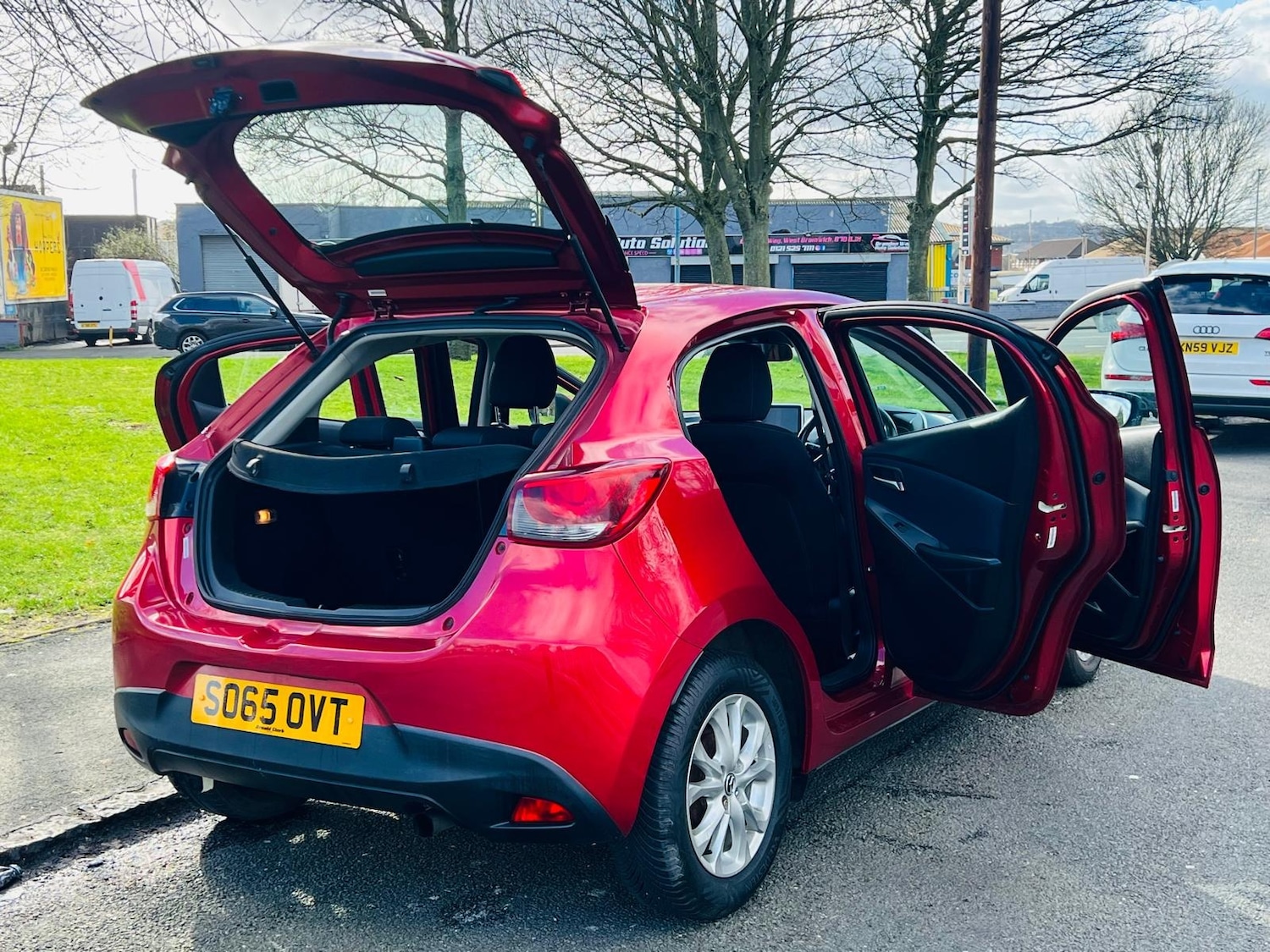 Used Mazda Mazda2 2016 for sale - 77613789: Photo 29