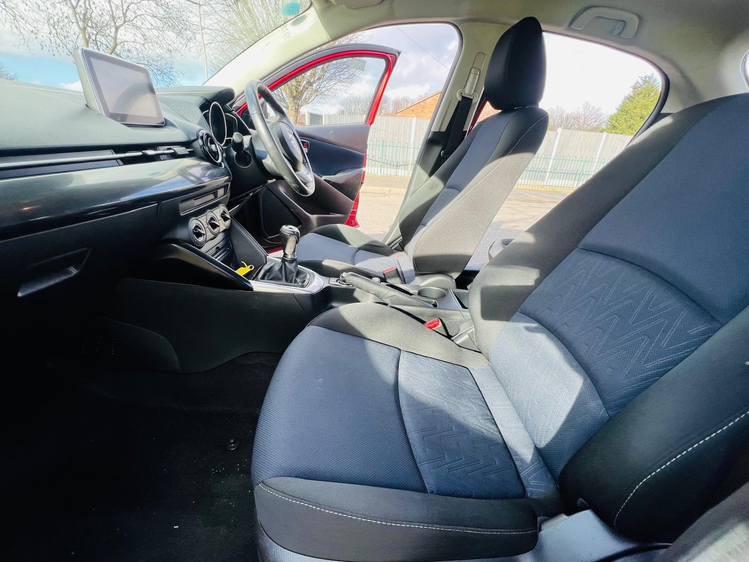 Used Mazda Mazda2 2016 for sale - 77613789: Photo 34