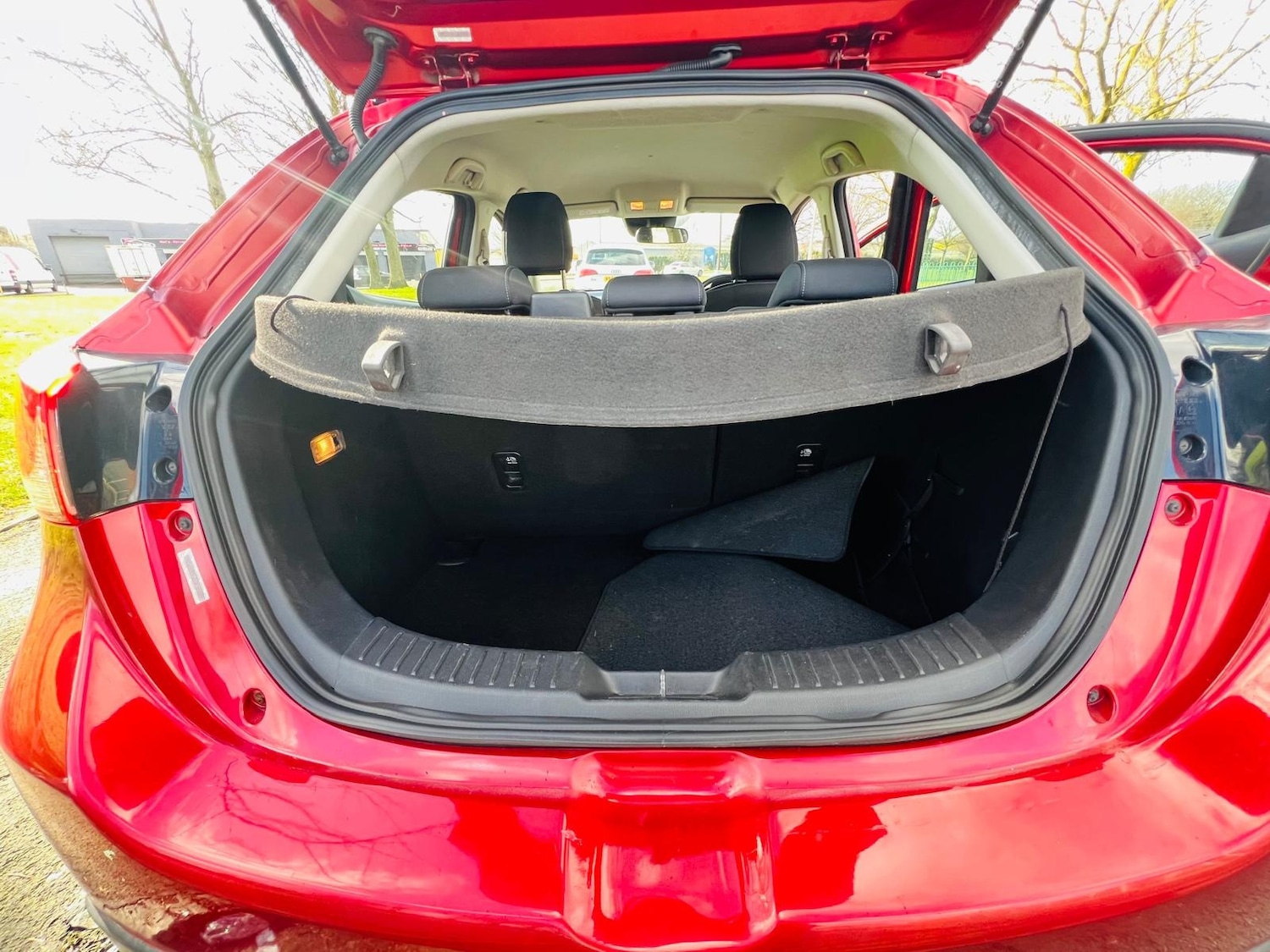 Used Mazda Mazda2 2016 for sale - 77613789: Photo 35