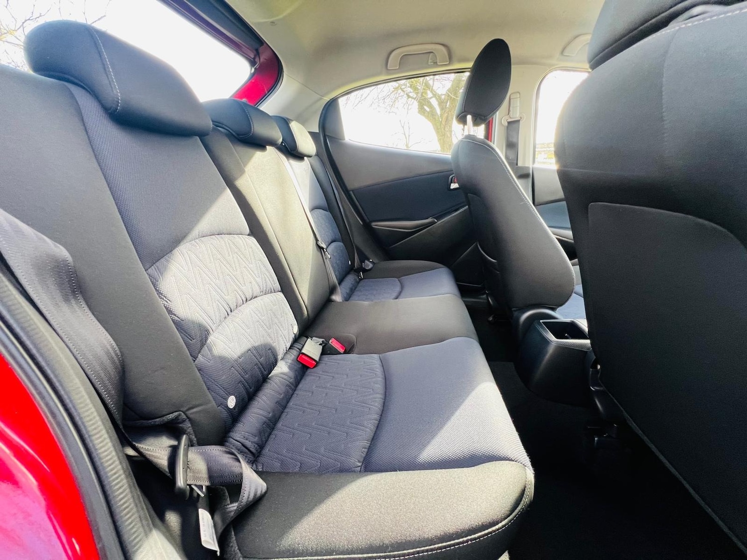 Used Mazda Mazda2 2016 for sale - 77613789: Photo 37