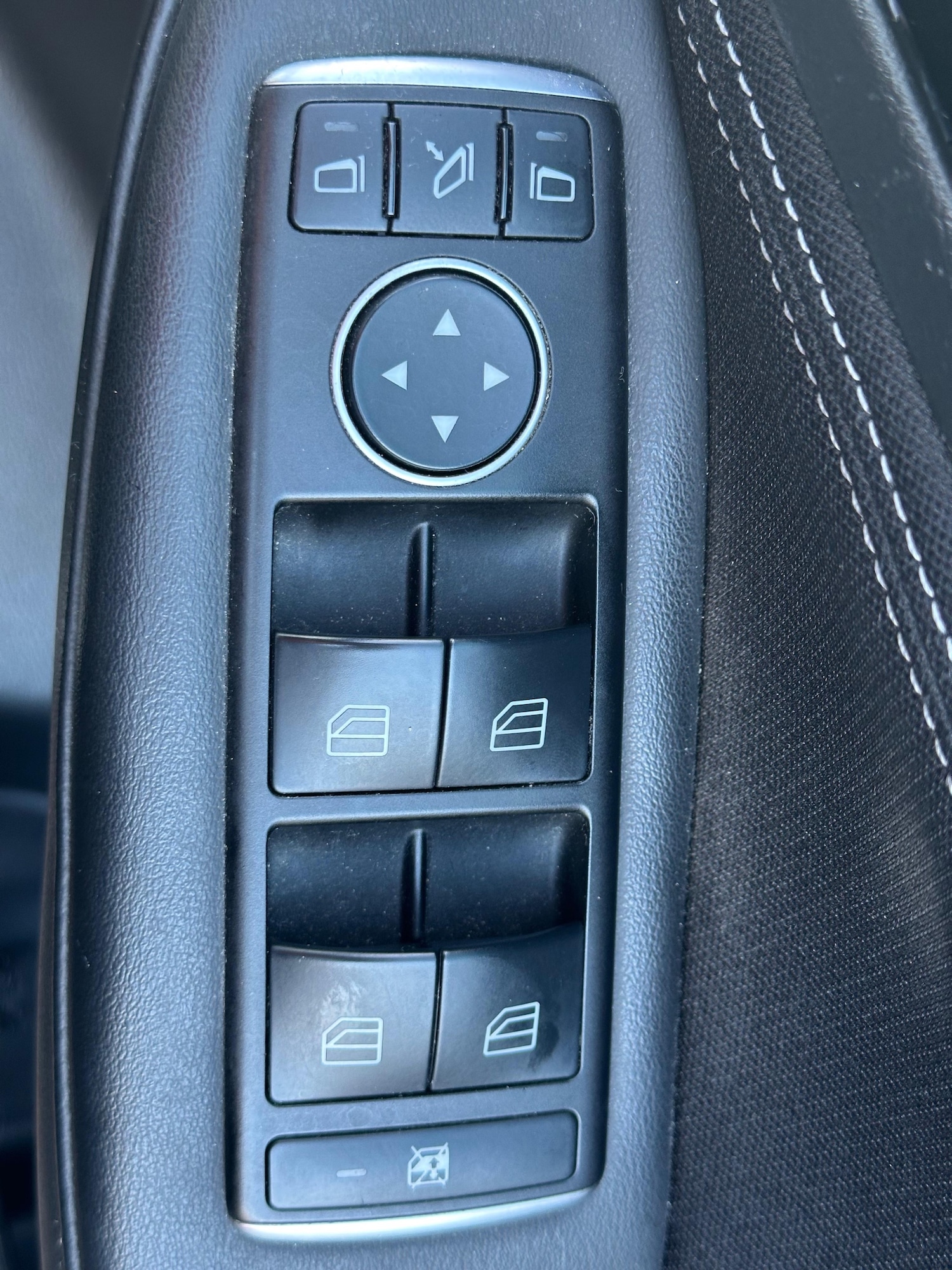 Used Infiniti Q30 2016 for sale - 76608590: Photo 11