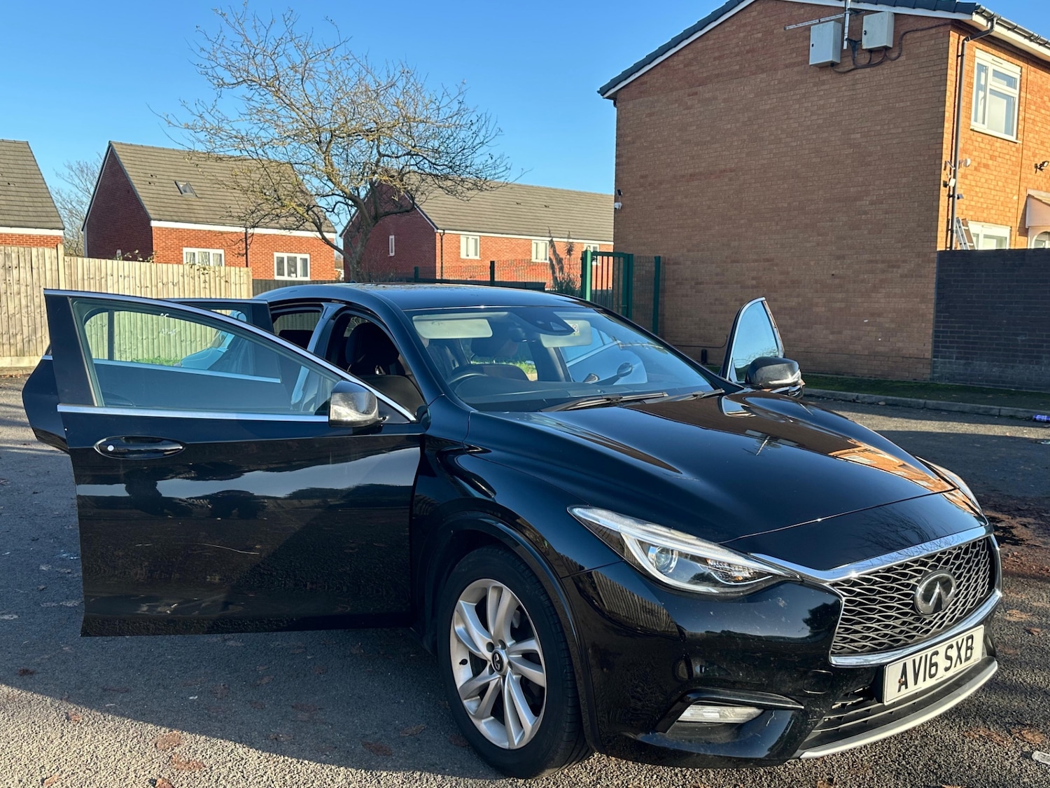 Used Infiniti Q30 2016 for sale - 76608590: Photo 23