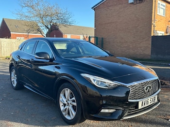 Used Infiniti Q30 2016 for sale - 76608590: Photo