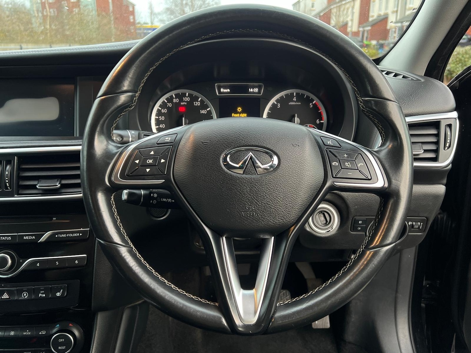 Used Infiniti Q30 2016 for sale - 76608590: Photo 33