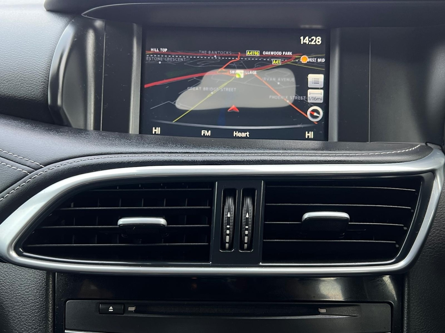 Used Infiniti Q30 2016 for sale - 76608590: Photo 36